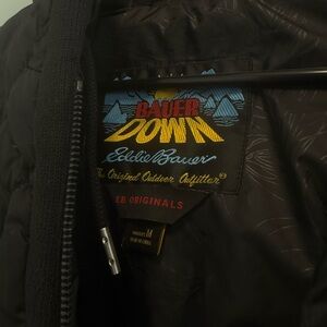 Eddie Bauer 1936 Skyliner Jacket Women’s with hood